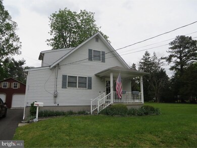741 Maple Rd, Woodbury, NJ 08096 - photo 2