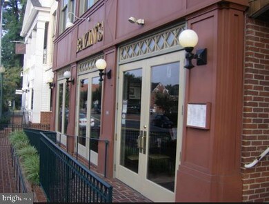 210 Whispering Wind Ct SE, Vienna, VA 22180 - photo 7