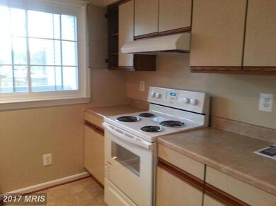 12893 Grays Pointe Rd unit B, Fairfax, VA 22033 - photo 6