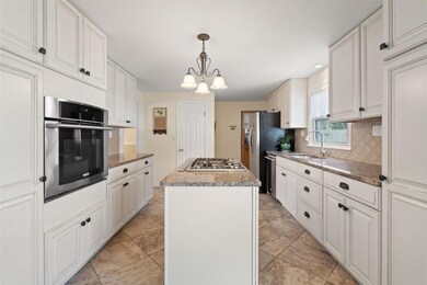 246 High St, Hampton, NH 03842 - photo 4