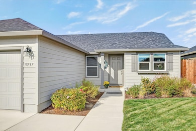 3537 Durst St, Medford, OR 97504 - photo 3