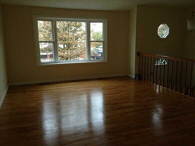 34 Queen St, Cranston, RI 02920 - photo 2