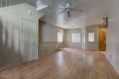 002_Family Room 1