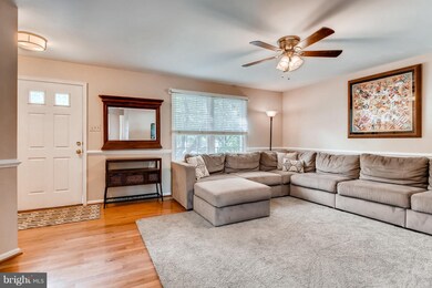 607 Budleigh Cir, Lutherville Timonium, MD 21093 - photo 3