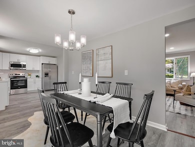 325 Beach Ave, Pasadena, MD 21122 - photo 6