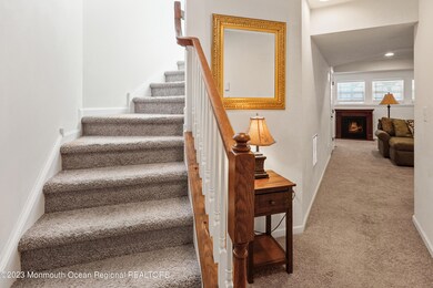 306 Zilinski Dr, Middletown, NJ 07718 - photo 4