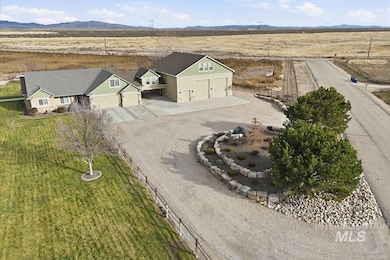 9102 W Rockstone Ct, Kuna, ID 83634 - photo 4