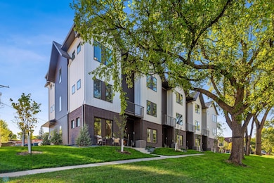 502 8th St S unit 1, Fargo, ND 58103 - photo 5