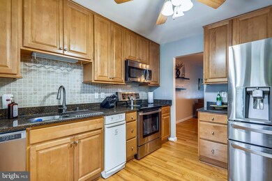 15022 Laurel Oaks Ln, Laurel, MD 20707 - photo 4