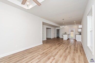 165 Red Tail Cir, Powersville, GA 31008 - photo 7