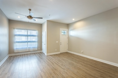2170 Capital Cir SE unit Multiple, Tallahassee, FL 32301 - photo 4