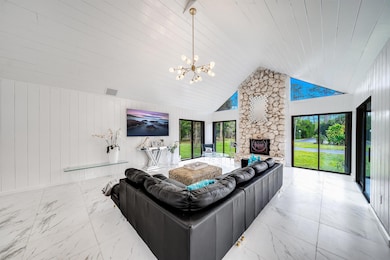 583 Rambling Drive Cir, Wellington, FL 33414 - photo 2