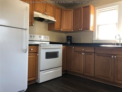 318 20th St, Dunbar, WV 25064 - photo 4