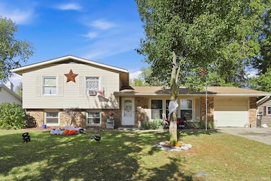 1922 Legoma Dr, Fort Wayne, IN 46819 - photo 4