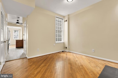 650 E St NE unit A, Washington, DC 20002 - photo 4