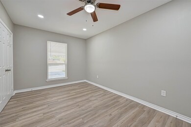 6302 French Chateau Dr, Houston, TX 77088 - photo 6