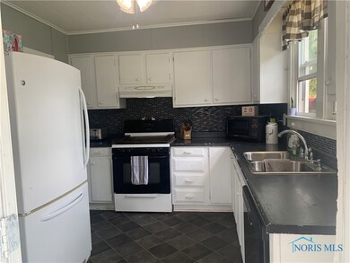 530 S Toledo St, Elmore, OH 43416 - photo 4