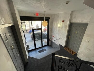 39 Newkirk St unit ground flr, Jersey City, NJ 07306 - photo 2