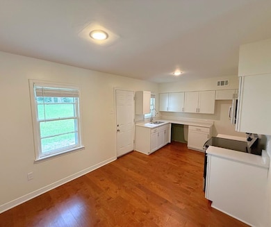 1340 S White Station Rd, Memphis, TN 38117 - photo 7