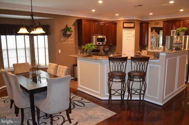 273 Valencia Dr, Monroe Township, NJ 08831 - photo 2