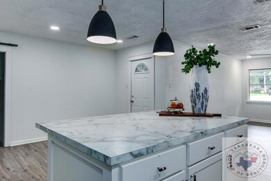 1611 Rosewood St, Texarkana, TX 75501 - photo 6