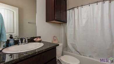 39474 Legacy Lake Dr, Gonzales, LA 70737 - photo 6