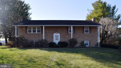 18115 Sky View Ln, Hagerstown, MD 21740 - photo 2