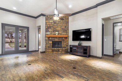 4620 Stoney Creek Ct, Granbury, TX 76049 - photo 5