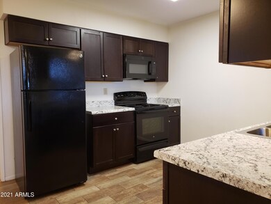 13671 N Newcastle Dr, Sun City, AZ 85351 - photo 2