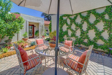 5512 Paseo Del Lago W unit A, Laguna Woods, CA 92637 - photo 5