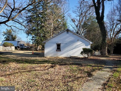 6010 Bell Station Rd, Glenn Dale, MD 20769 - photo 4