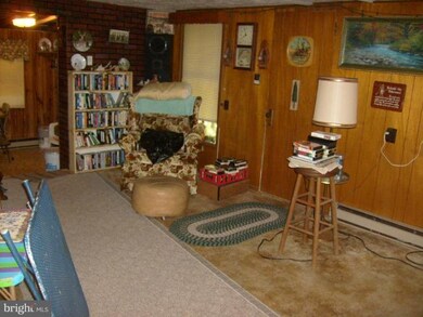 2010 Pine Grove Rd, Fayetteville, PA 17222 - photo 5