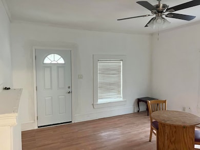 2905 E James St, Seneca, SC 29678 - photo 4