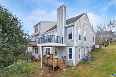 913 Locust Ln, Charlottesville, VA 22901 - photo 2