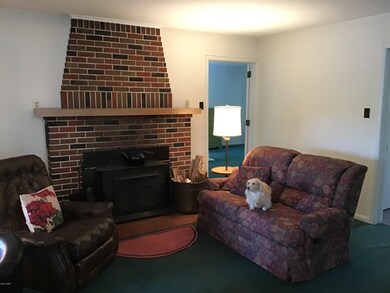 282 Dorys Rd, Dingmans Ferry, PA 18328 - photo 4