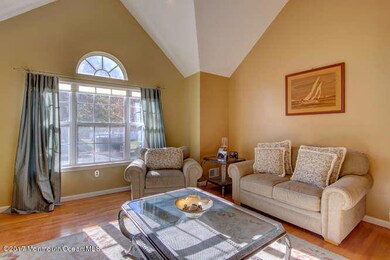 67 Gate Ln Old Bridge Township-small-009