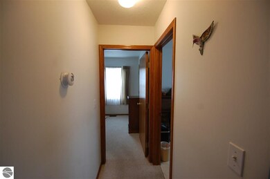 736 Harlin Ct, West Branch, MI 48661 - photo 6