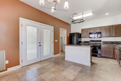755 S Fern Dr-11