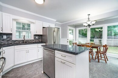 9102 Thelma Ln, Louisville, KY 40220 - photo 6