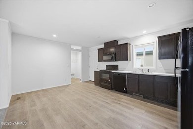 2681 E Edison Ave unit 30, Sunnyside, WA 98944 - photo 6