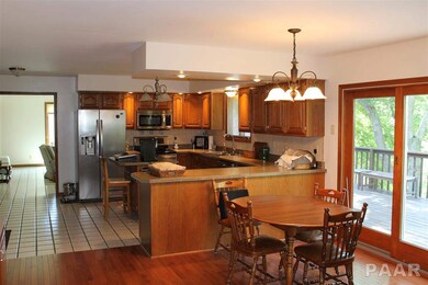 5219 N Rothmere Dr, Peoria, IL 61615 - photo 7