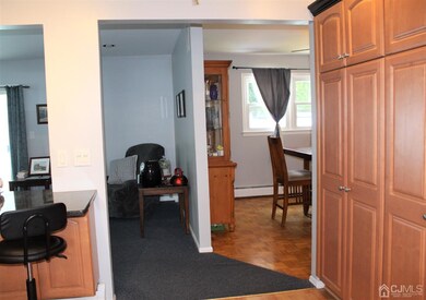 18 Frost Ave E, Edison, NJ 08820 - photo 6