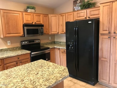 kitchen w/pantry