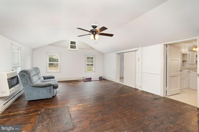 7456 Spring Rd unit APARTMENT, New Bloomfield, PA 17068 - photo 7