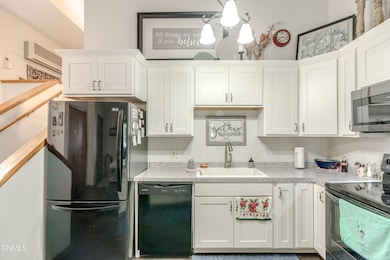 222 14th St NE unit 4, Mandan, ND 58554 - photo 6