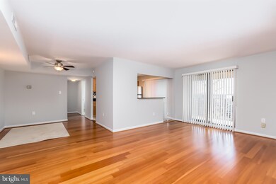 132 Roberts Ln unit 401, Alexandria, VA 22314 - photo 2