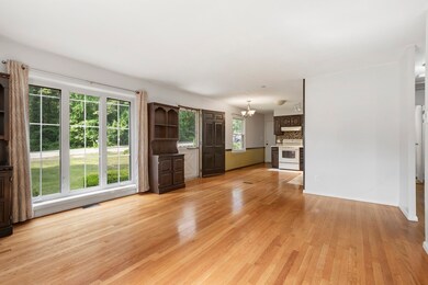 570 Sutton St, Northbridge, MA 01534 - photo 7