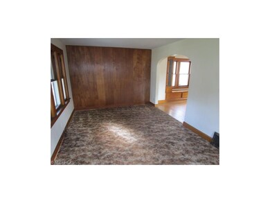 1738 E 34th St, Lorain, OH 44055 - photo 4