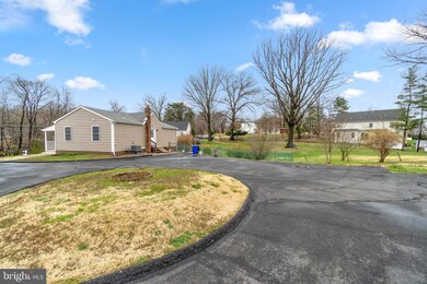 8553 Davis Rd, Columbia, MD 21045 - photo 4