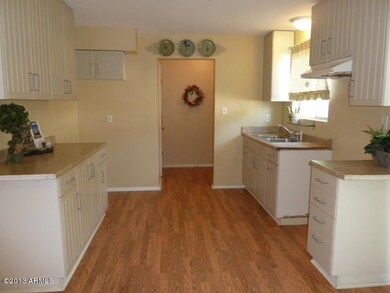 KITCHEN-002